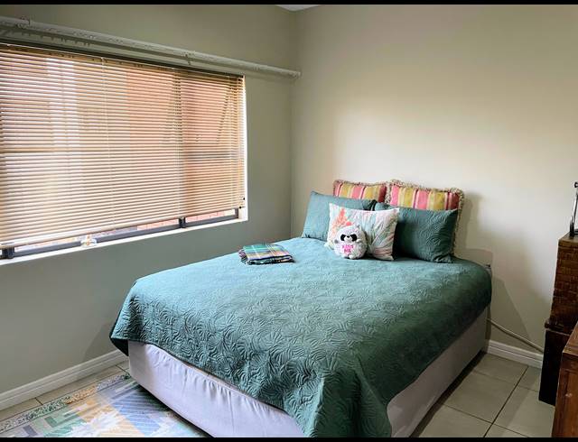 2 BEDROOM APARTMENT FOR SALE IN DIE HOEWES